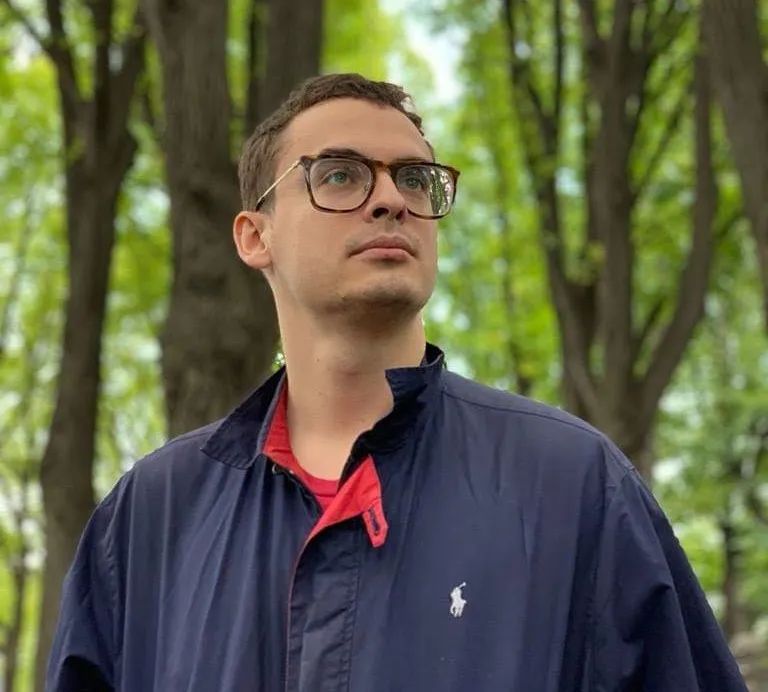 首个生物合理性语言模型诞生！MIT博后用极简神经架构实现类人学习