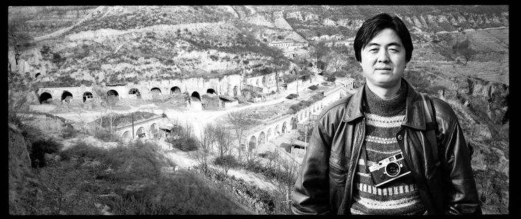 1996年，黑明在新窑子村。