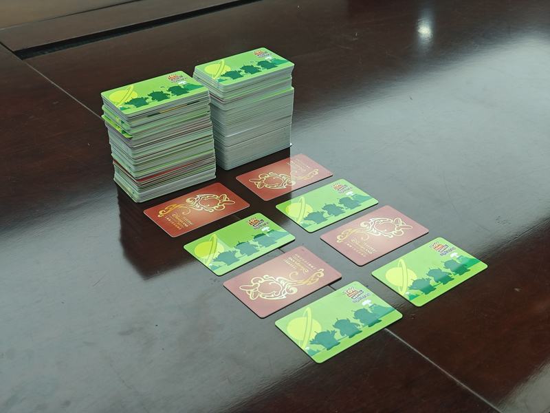 警方现场查获用于变造酒店房卡的打印机一台，以120元到150元不等的价格进行售卖。警方供图<p cms-style=