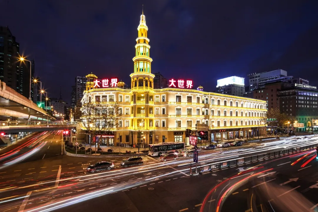 上海大世界夜景 受访者供图