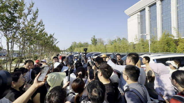 罗大美遇害案主犯有赌博恶习，曾多次持刀抢劫被判刑