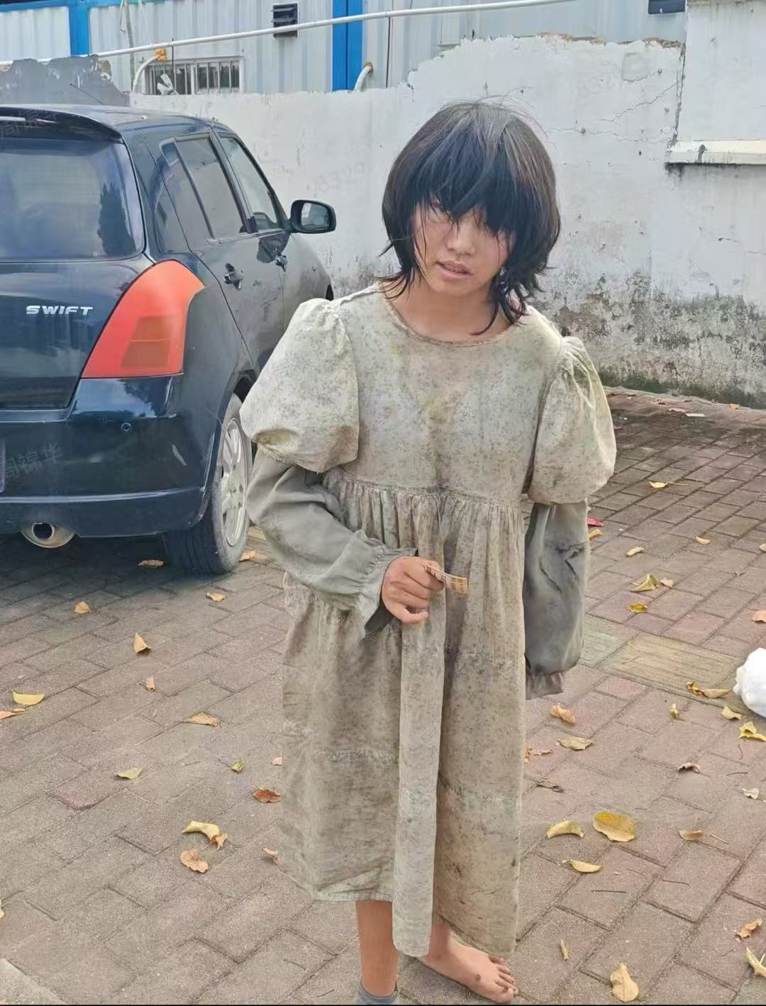 流浪街头的女孩