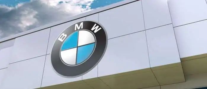 净利暴跌近三成，宝马背水一战