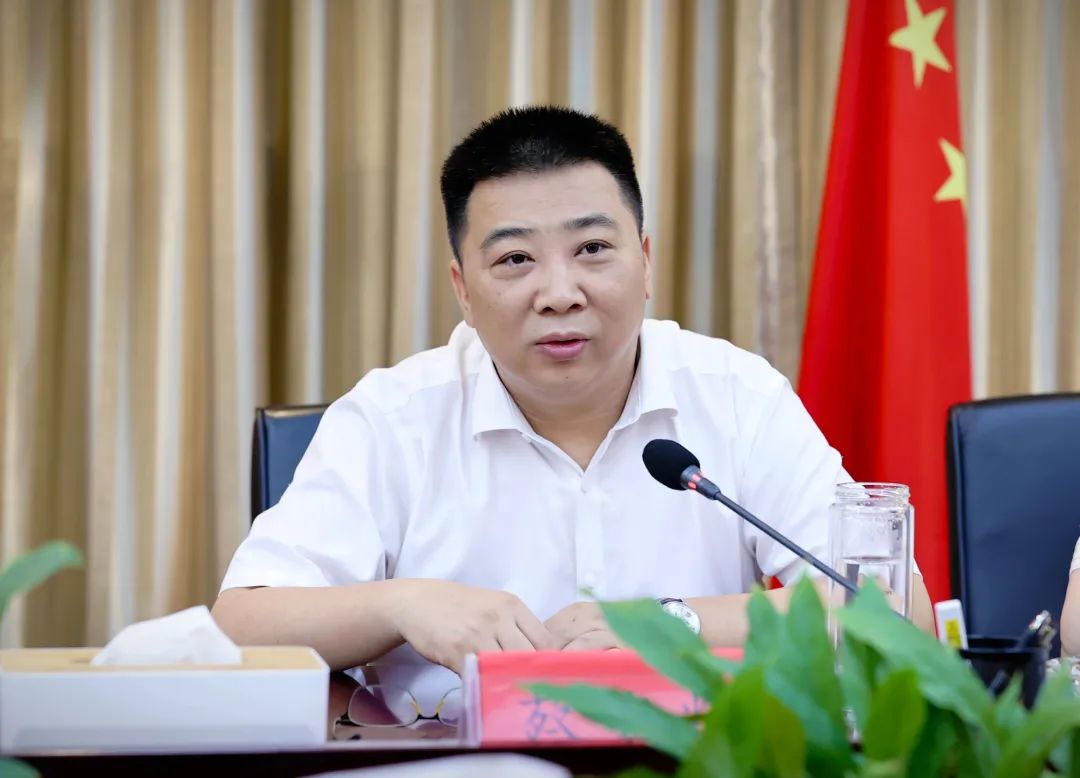 骗取公务员身份升至厅级的蔡光辉,被逮捕