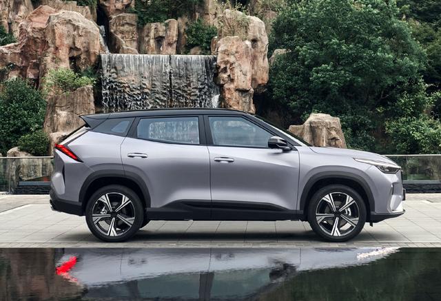 新款博越 新款瑞虎7 PLUS 选谁划算？