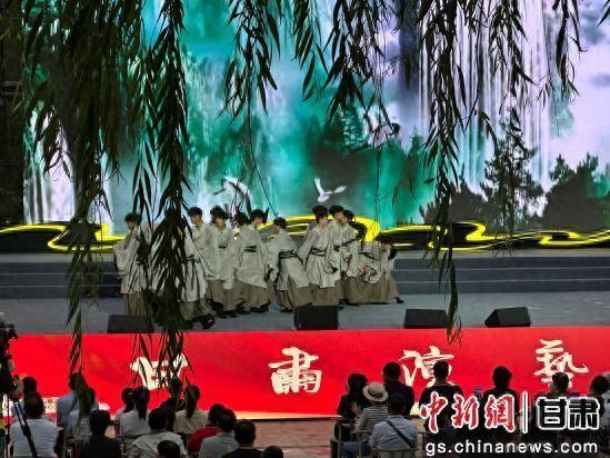 8月5日晚，“畅游兰州后花园 人文临洮等您来”2025年临洮文旅宣传推介活动在兰州举办。张婧 摄