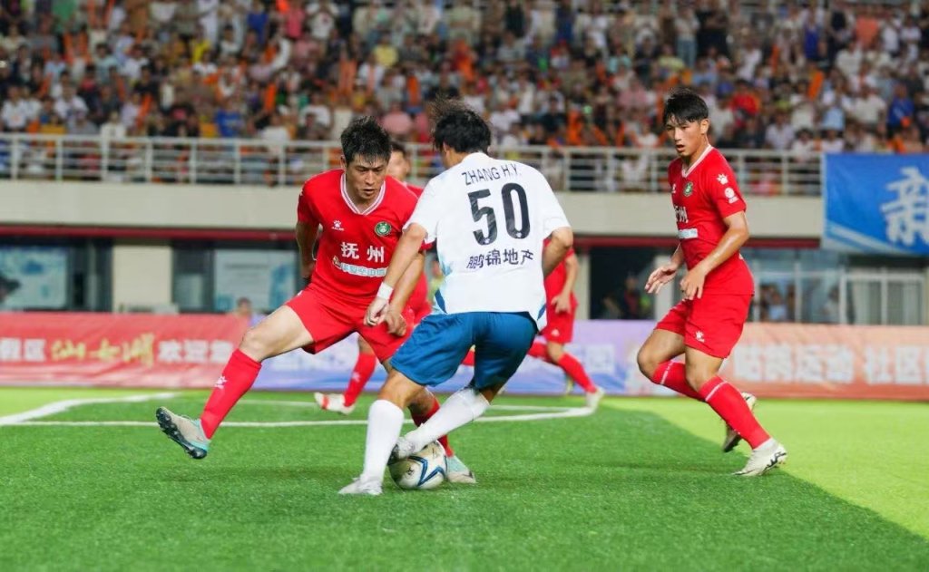 “赣超”赛场。 “2025年江西省城市足球超级联赛”图