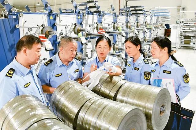 国家市场监督管理总局局长罗文：以公平竞争市场环境促进民营经济高质量发展