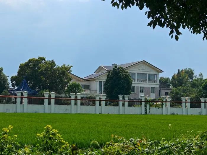 蔣泉龍的被踢別墅，拍攝：高菁