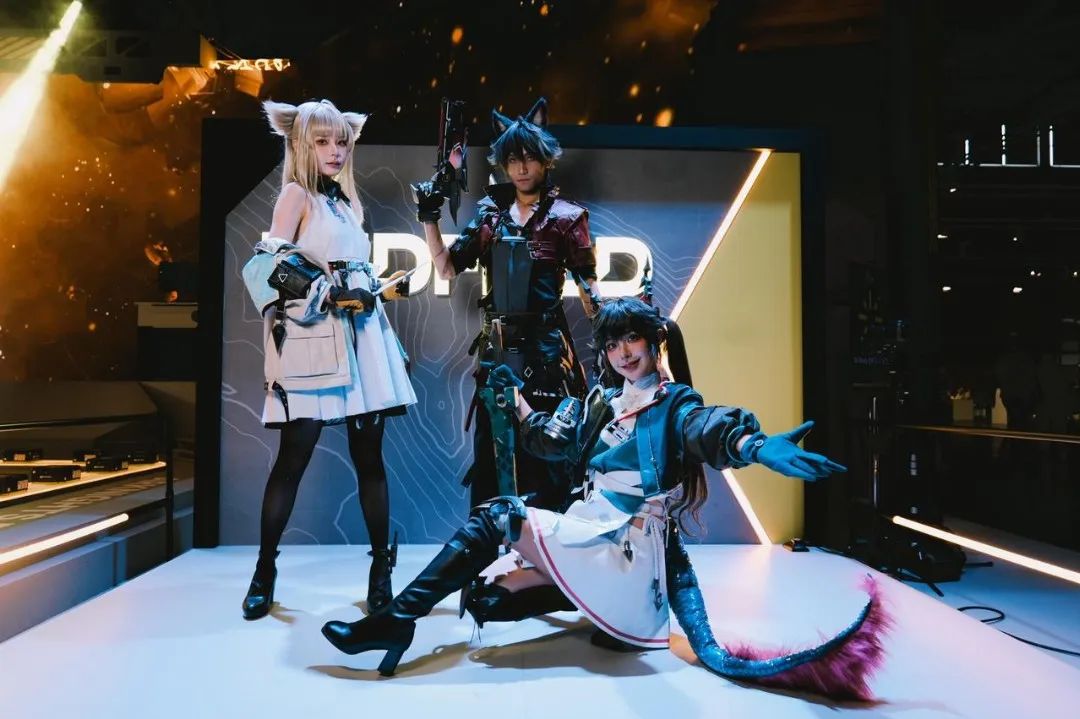 社媒平台关于鹰角科隆coser的讨论