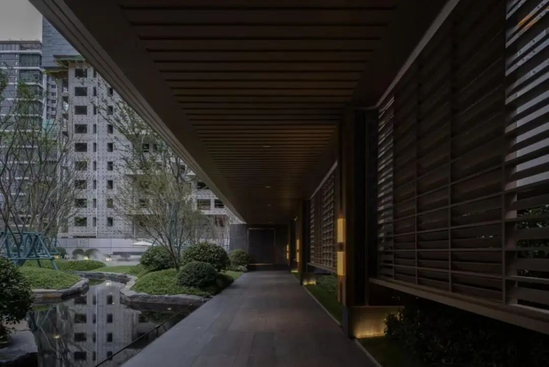 世界风雅 樾韵东方|樽樾实景示范区三展水景奢雅盛启|东方市_新浪财经_新浪网