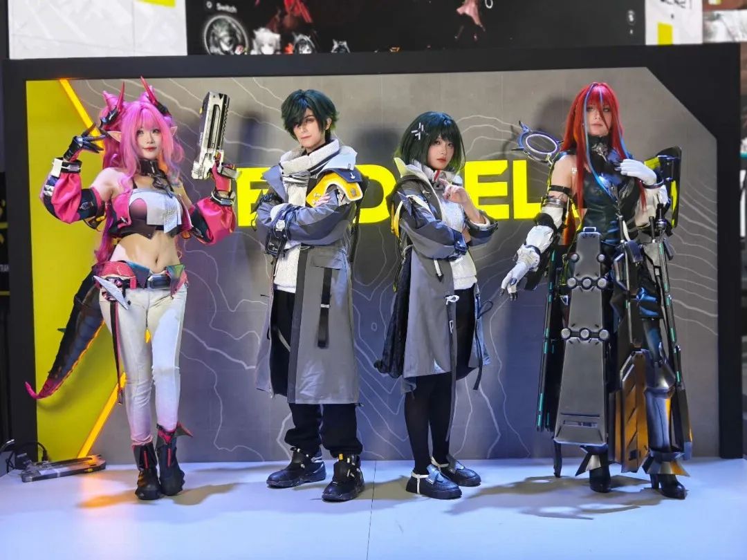 社媒平台关于鹰角科隆coser的讨论