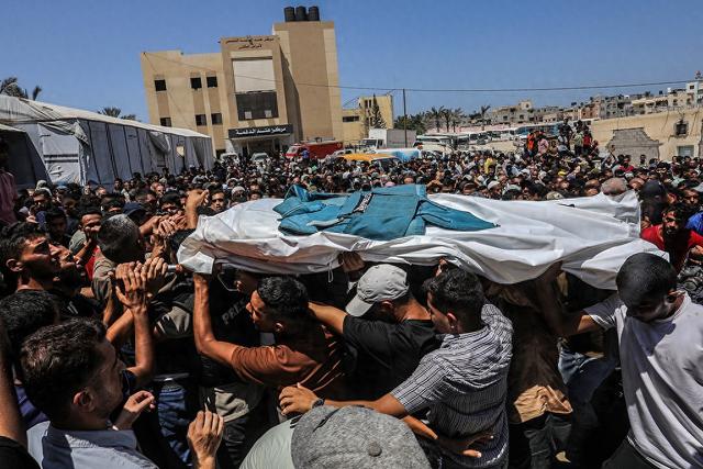 以色列“兩連擊”加沙醫院致5名記者遇害，一女記者曾拍攝大量饑餓兒童