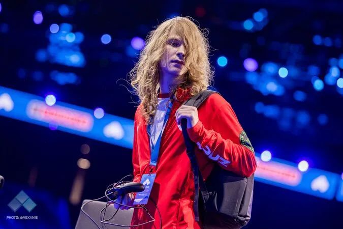 06年出生的EndingWalker今年也只有19岁