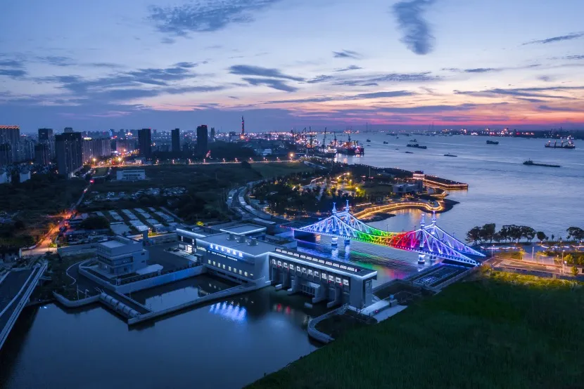 来源：无锡广电博报新闻中心 潘滢玥 侯健 陈海燕 程剑书 岳阳、水韵无锡