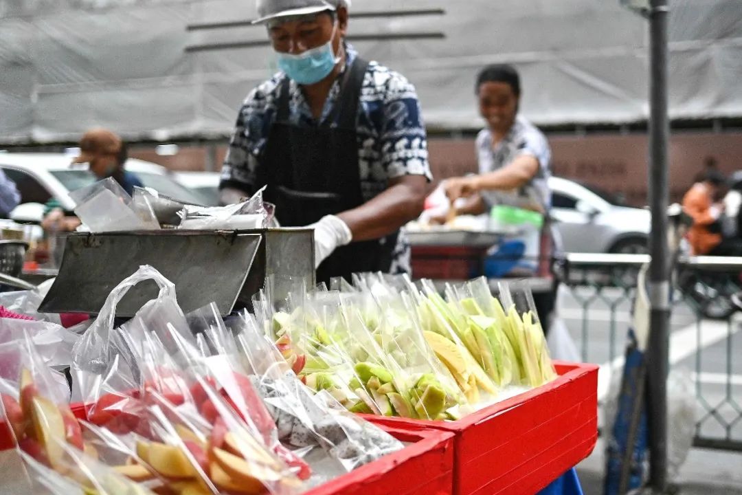 泰国水果摊。图 /视觉中国