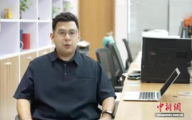 日前，曹翔凯在南京台湾青年创业学院向中新网记者回忆创业历程。中新网记者 朱晓颖 摄