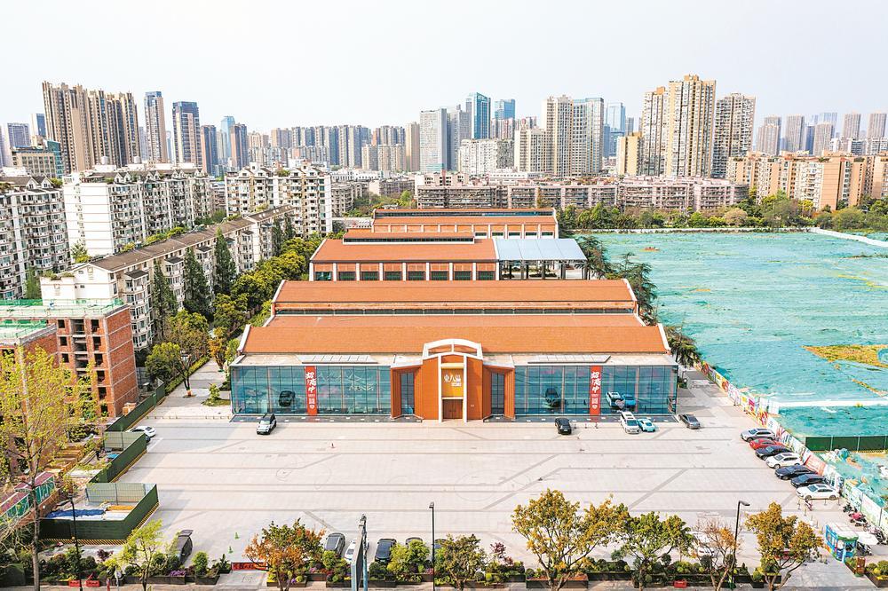 老厂房变时尚影视基地 “东八区”年内开园|成都市_新浪财经_新浪网