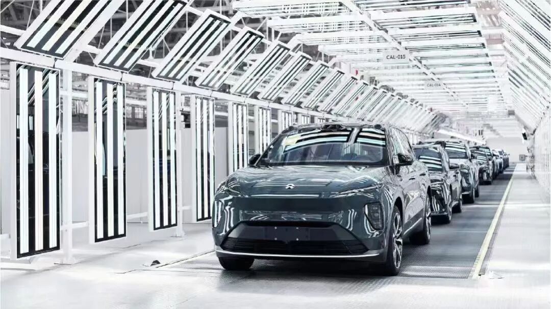 蔚来es8_蔚来乐道L90ES8订单充足爆款气象_蔚来李斌四季度交付目标5万台