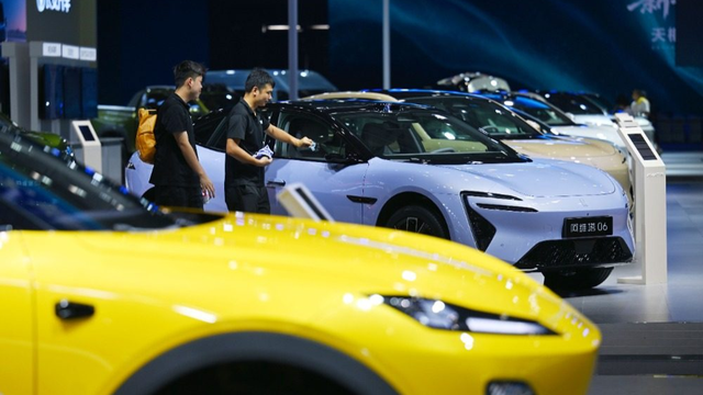 智能网联新能源汽车展区长安汽车天枢智能馆（央广网发 龙帆 摄）