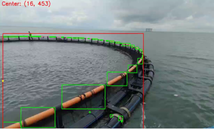 “智能投料船”实景情况