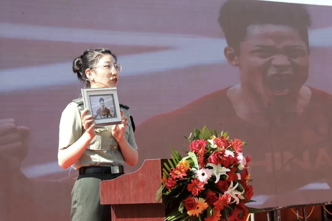 上尉女军官,考上北大!|北京大学_新浪财经_新浪网