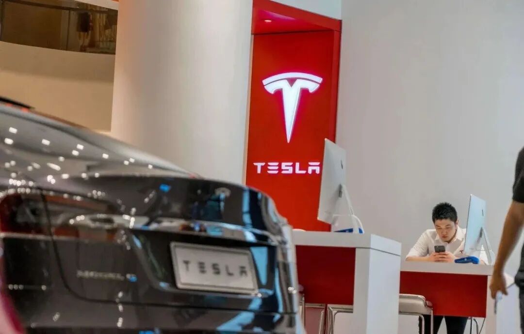 寧波汽配大佬，高位套現8.8億！接班人是00后