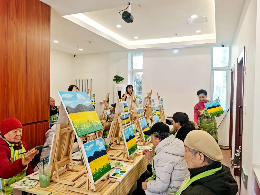 通用芳华(北京九棵树翠景北里)养老驿站开设“乐龄学堂”