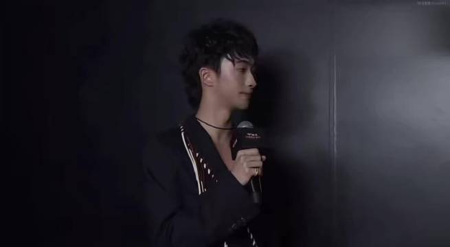 恩利在微博音乐盛典被邀请去GAI演唱会了！ 后天开票又少一个位置|GAI周延|庾恩利|gai演唱会_新浪新闻