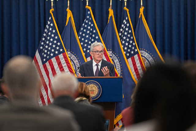 9月17日,美国联邦储备委员会主席鲍威尔在华盛顿出席记者会。新华社 资料图