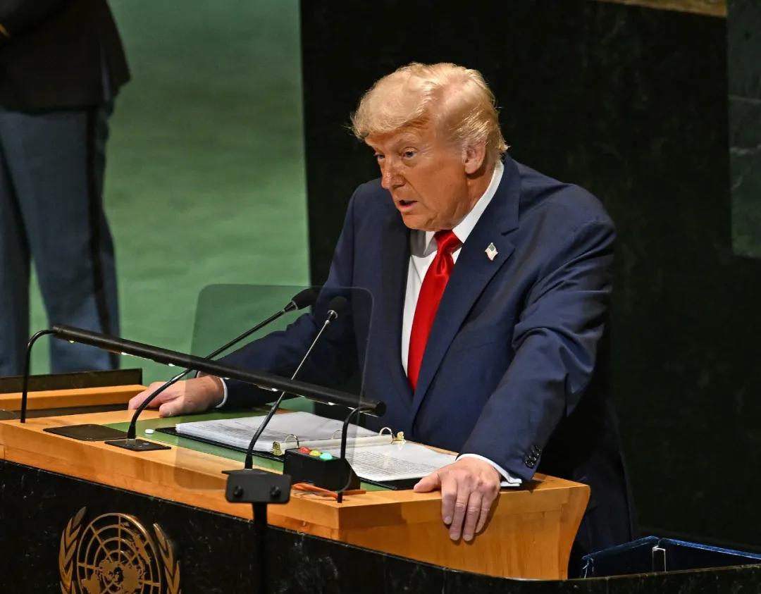 当地时间2025年9月22日，美国纽约，美国总统唐纳德·特朗普在联合国大会上发表演讲。图源：视觉中国
