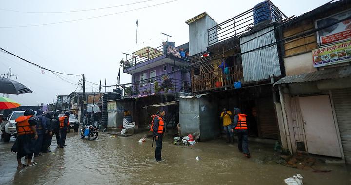 尼泊尔持续降雨引发山体滑坡和洪水，已致39人死亡