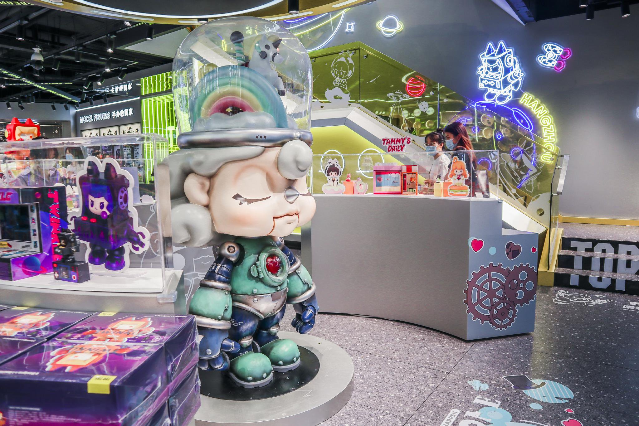 TOPTOY冲击上市，“潮玩第二股”争夺战开启|名创优品_新浪财经_新浪网