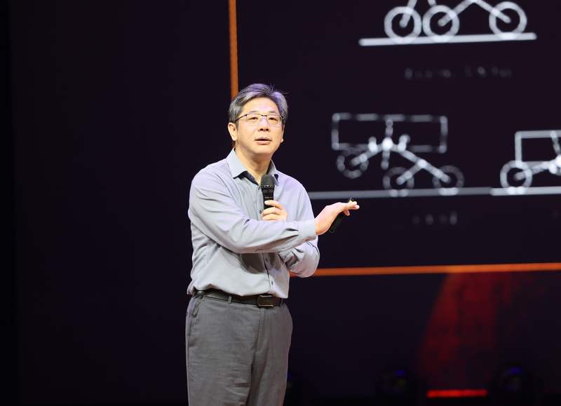 航天科技集团设计师贾阳