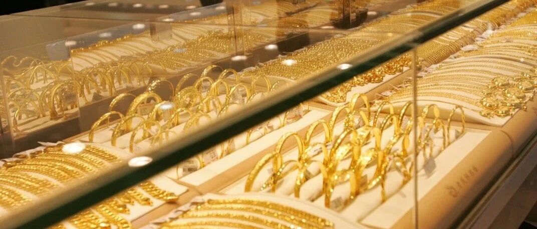 黄金飙升，周大福涨价12%-18%
