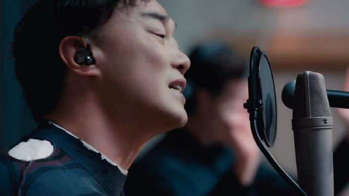陈奕迅50岁重录K歌之王，伦敦AIR Studios再现经典|陈奕迅|K歌之王|伦敦_手机新浪网
