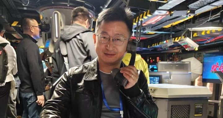 走入《蛟龙行动》剧组,与电影相遇