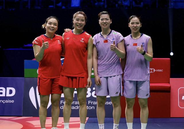 热议!“凡尘组合”与球迷说再见,两人是否为国羽历史最强女双?
