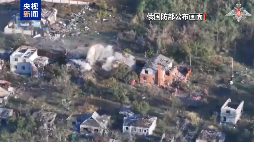 俄称打击乌铁路编组 乌称袭击俄雷达站