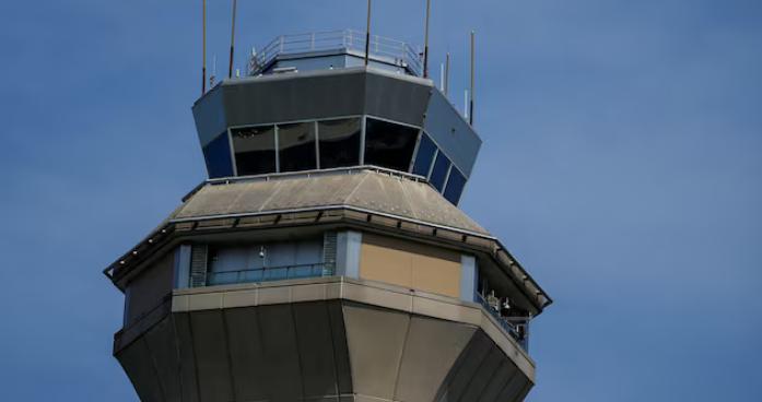 美国空管持续缺勤，27日已有超1400个航班延误