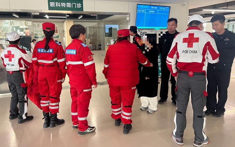 众安救援队队员在医院中。 受访者供图