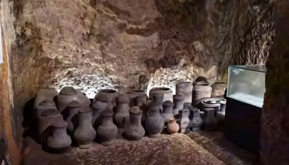 非遗传承人沦为盗墓贼，白天考古夜里盗墓，为何有“内鬼”现象？