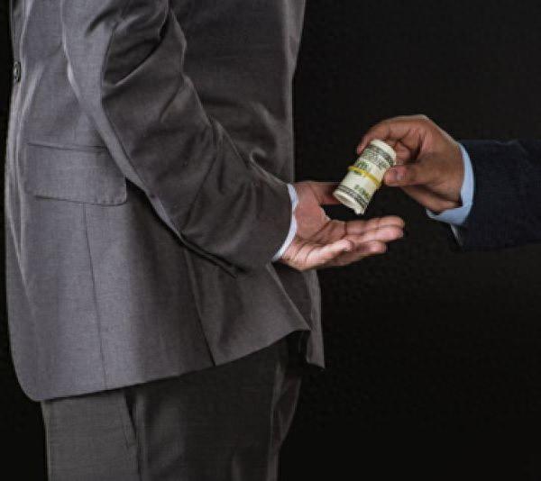 七年兩曝“老鼠倉”，海富通基金又出事了