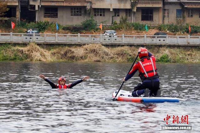高速救援费用怎么收费 邮政快递收费标准