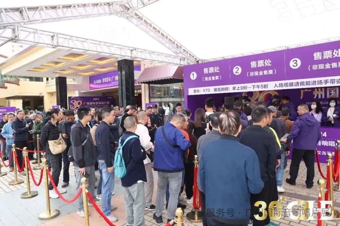 重庆大学城快餐200一次是真的吗？