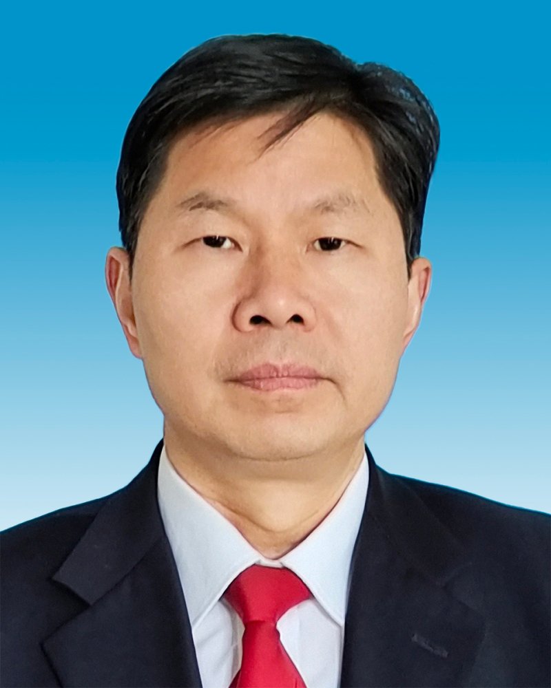 胡跃龙（中专学历），拟破格提拔