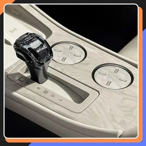 256色氛围灯，<em>全景</em><em>天窗</em>，这次能大卖吗？