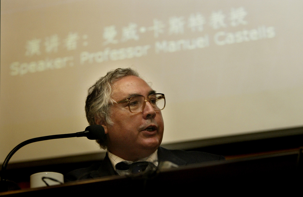 从卡斯特“信息时代三部曲”，展望AI时代新的社会可能性