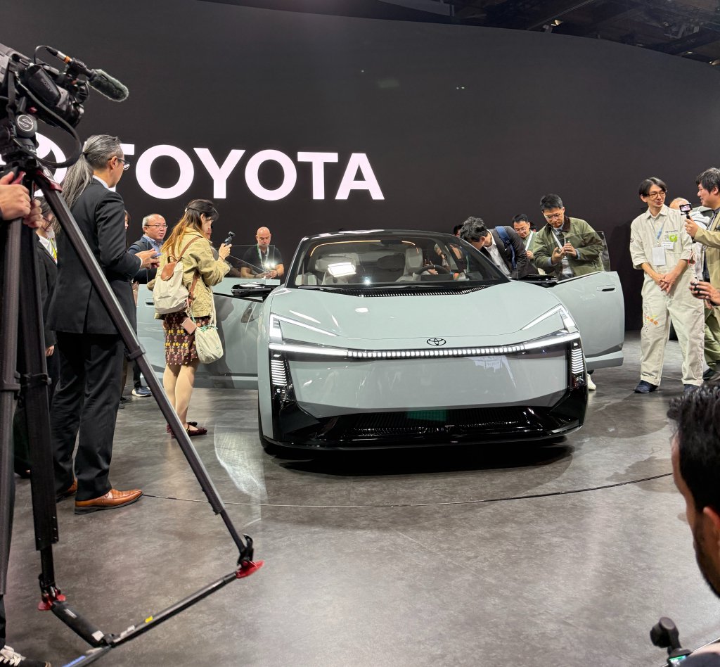 丰田卡罗拉全新概念车