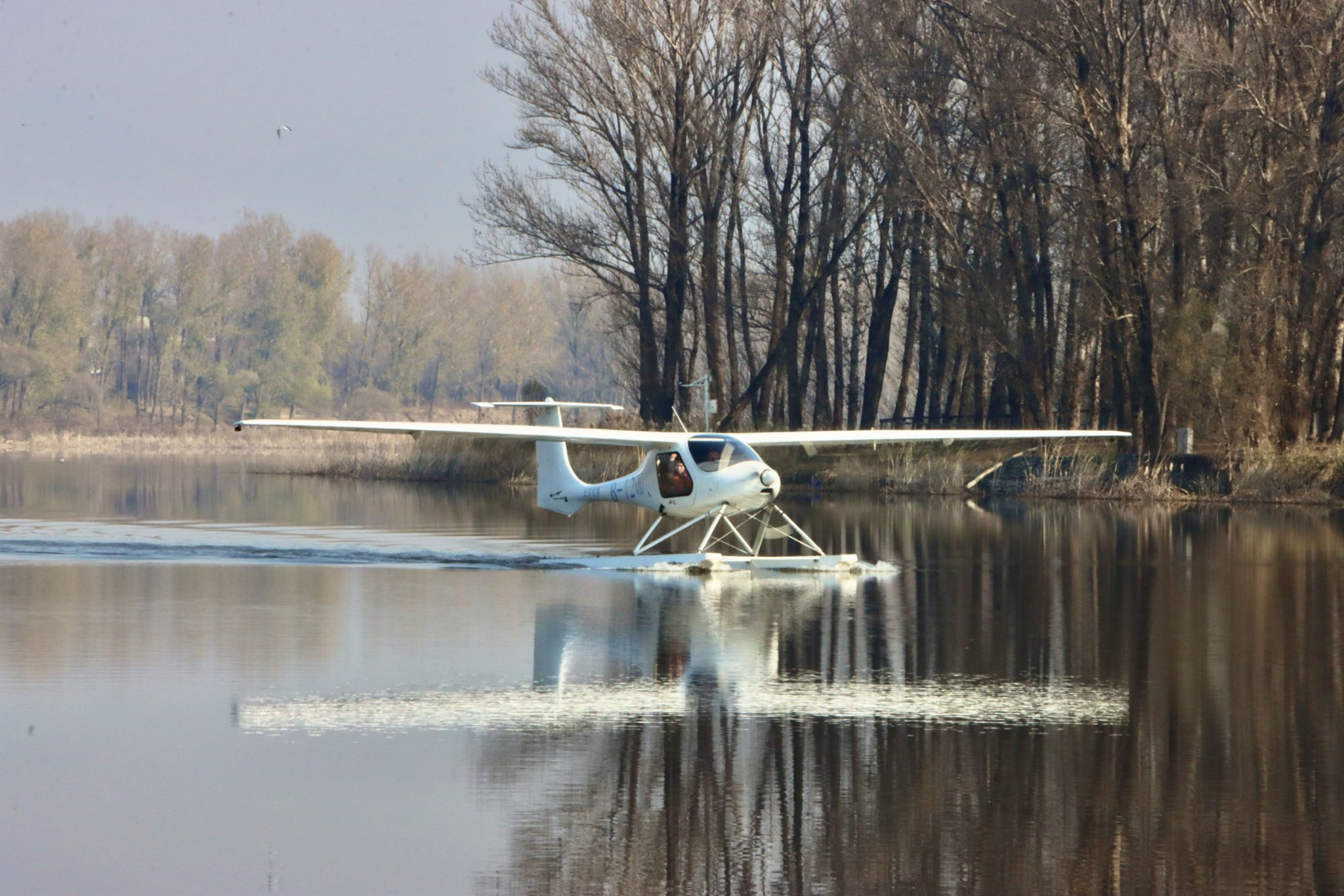 电动水上飞机上岗延庆，巡查水域从原来的两天缩短至5分钟